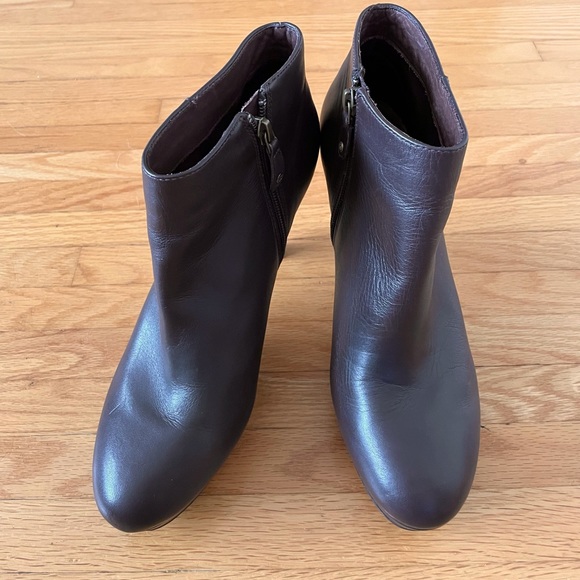 Rockport Dark Brown Ankle Boot - Picture 10 of 15